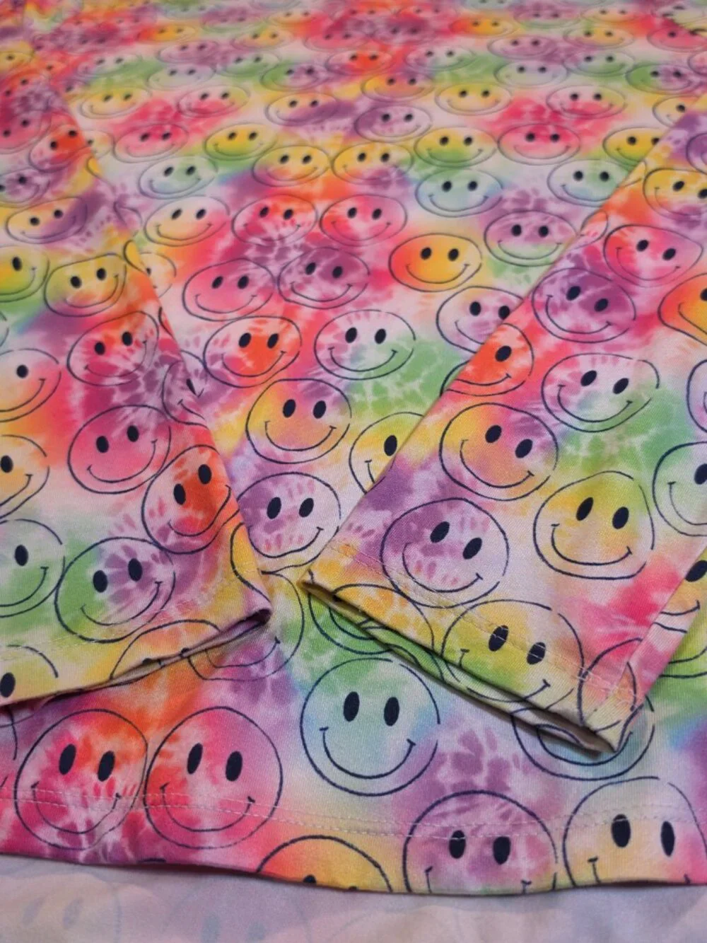 Ava Therese Smiley Face Tie Dye Long Sleeve Plus Size Top 2XL